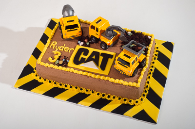 https://www.cremedelacakes.ca - CAT Cake (Caterpillar Brand)