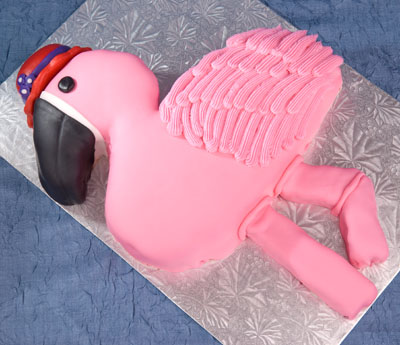 https://www.cremedelacakes.ca - Flamingo Cake