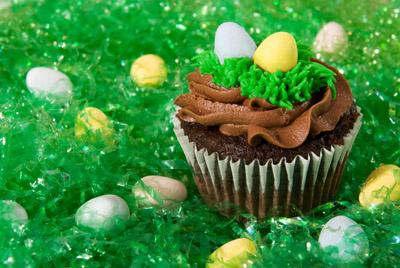 https://www.cremedelacakes.ca - Easter Cupcakes